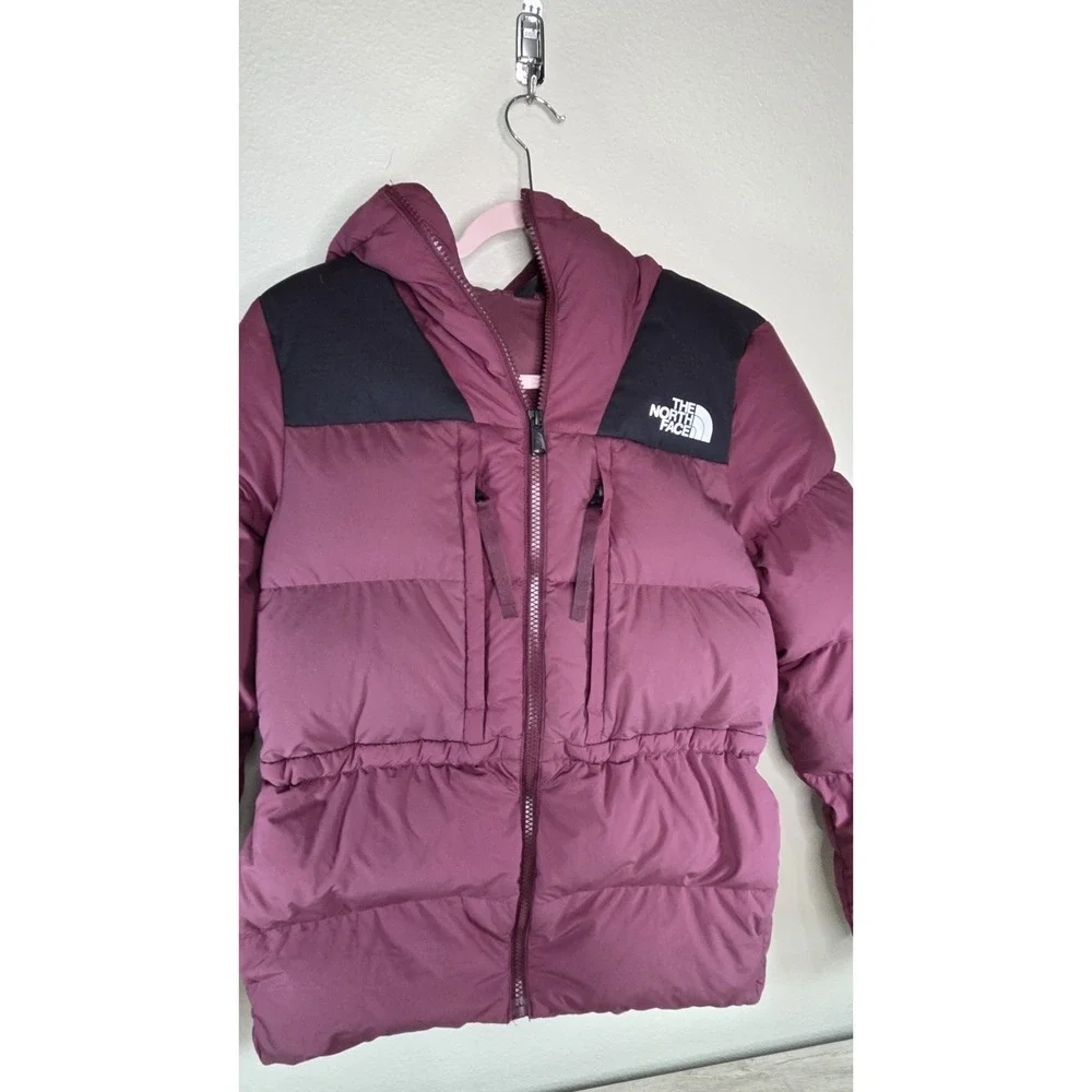 The North Face Women's 550 Fill Down Jacket with Hood — Burgundy / Maroon — Size - Picture 2 of 16